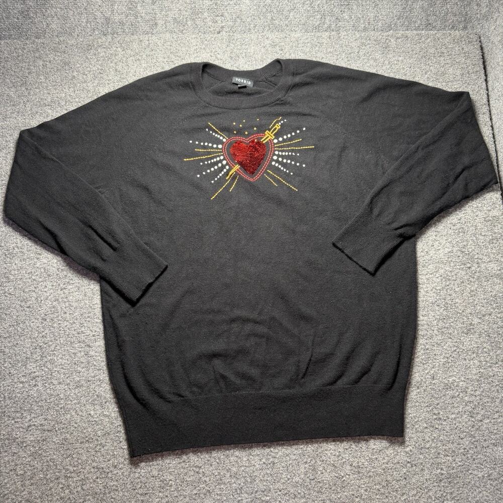 Torrid Every Day soft pullover black heart burst crewneck sweater women’s Size 0